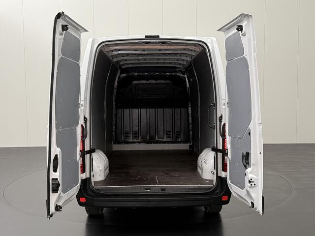 Renault MASTER 2.3DCI 135PK L3H2 Maxi | Airco | Cruise | 3-Persoons | Betimmering