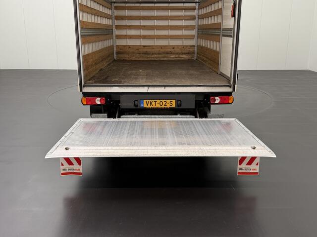 Renault MASTER 2.3DCi 165PK Bakwagen+Laadklep | Dakspoiler | Zijdeur | Navigatie | Airco | Cruise | 3-Persoons