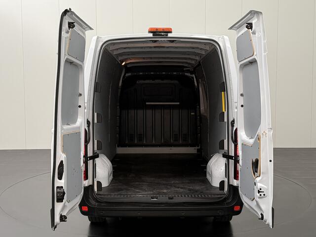 Renault MASTER 2.3DCi 135PK L3H2 Maxi | Leder | Navigatie | Camera | 3-Persoons | Airco | Cruise