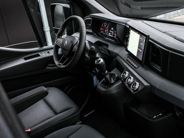 Renault MASTER T35 2.0 dCi 170PK Dubbele Cabine L2H2 | BPM VRIJ! | 2X SCHUIFDEUR | BLIND SPOT | CAMERA | STOELVERWARMING | TREKHAAK |