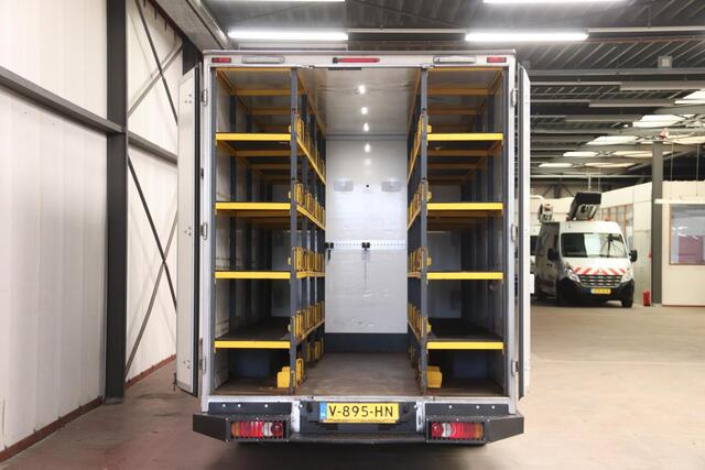 Renault MASTER 170PK AUTOMAAT PAARDENWAGEN LOWLINER VERKOOPWAGEN FOODTRUCK