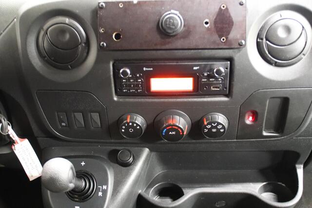 Renault MASTER 170PK AUTOMAAT LOWLINER VERKOOPWAGEN PAARDENWAGEN