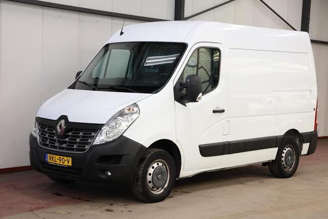 Renault MASTER T35 2.3 dCi L1H2 AIRCO EN TREKHAAK