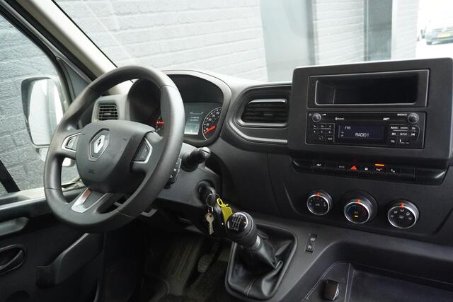 Renault MASTER 2.3 dCi 135PK L2H2 - EURO 6 - Airco - Cruise - PDC - Camera - ¤15.950,- Excl.