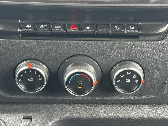 Renault MASTER T35 2.3 dCi 150 L2H2 Energy Work Edition | BLACK PAKKET | BULL BAR | DEALER ONDERHOUDEN | AIRCO | NAVIGATIE |