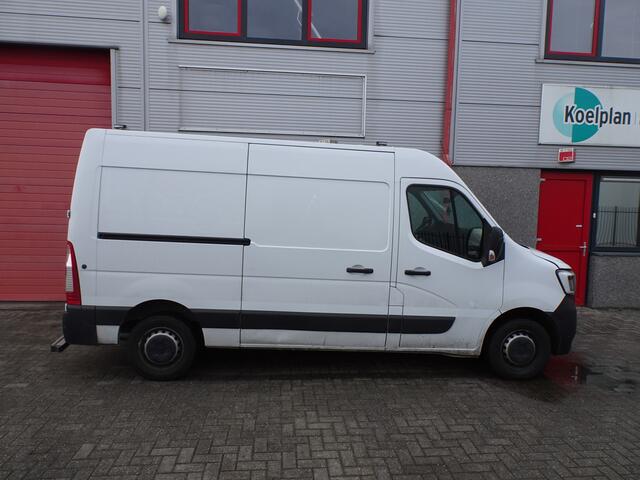 Renault MASTER T35 2.3 dCi 135 L2H2 Comfort 117276 km ! met inrichting
