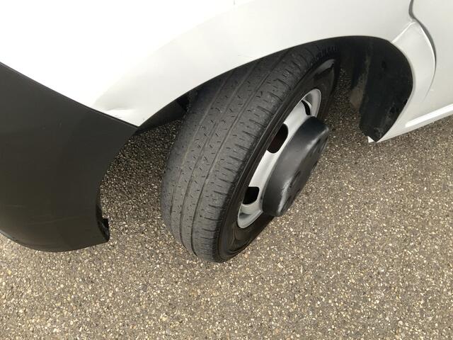 Renault MASTER T35 2.3 dCi 165 L4 Dub Cab PickUp Navi 6 Zits Trekhaak 3500 kg Dub Lucht Bakmaat L.395/B.215/H.0.40 CM .Euro 6