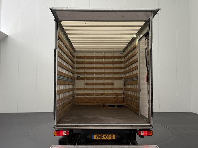 Renault MASTER 2.3DCi 165PK Bakwagen+Laadklep | 2.33 Laadbakhoogte | Navigatie | Airco | Cruise | 3-Persoons