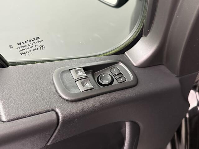 Renault MASTER 2.3DCi 135PK L2H2 Dubbele Cabine | 7-Persoons | Leder | Navigatie | Camera | Airco | Cruise | Trekhaak