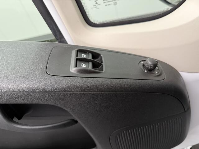 Renault MASTER Opel Movano 2.2HDI 140PK Bakwagen | Laadklep | Camera | Multimedia | Airco | Camera | 3-Persoons | Dakspoiler