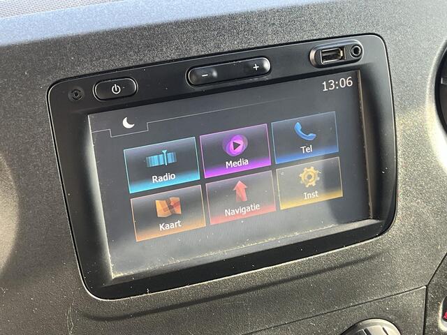 Renault MASTER T35 2.3 dCi L2H2*NAVI*A/C*HAAK*CRUISE*3PERS*PDC*