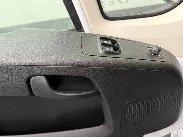 Renault MASTER Opel Movano 140PK Bakwagen | Laadlift | Zijdeur | Camera | Dakspoiler | Airco | Cruise | 3-Zits