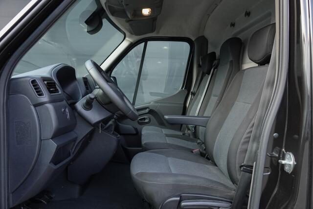 Renault MASTER T35 | L2H2 | 2.3dCi 150 Pk | Stoel-Bank | Energy Work Edition | 2xSchuifdeur | Achteruitrijcamera | Trekhaak