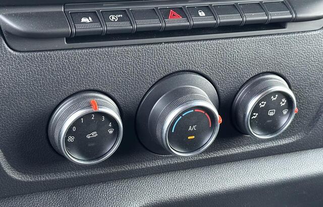 Renault MASTER T35 2.3 dCi 150 L2H2 Automaat|Apple carplay