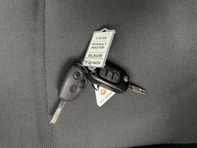 Renault MASTER 2.3DCi 135PK L3H2 | Imperiaal | Navigatie | Airco | Cruise