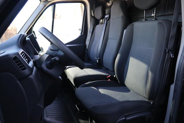 Renault MASTER T35 2.3 dCi 135 L2H2 Work Edition Camera | Cruise | Navi | Parkeersens. v+a | Trekhaak