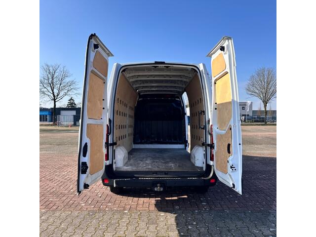Renault MASTER T35 2.3dCi L3H2 Com.