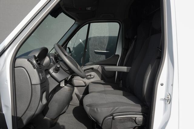 Renault MASTER T35 | L2H2 | 2.3 dCi 130Pk | Stoel-Bank | Achteruitrijcamera | Trekhaak | 3.500Kg trekgewicht