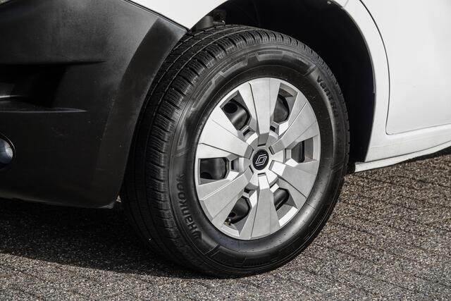 Renault MASTER T35 | L2H2 | 2.3 dCi 130Pk | Stoel-Bank | Achteruitrijcamera | Trekhaak | 3.500Kg trekgewicht