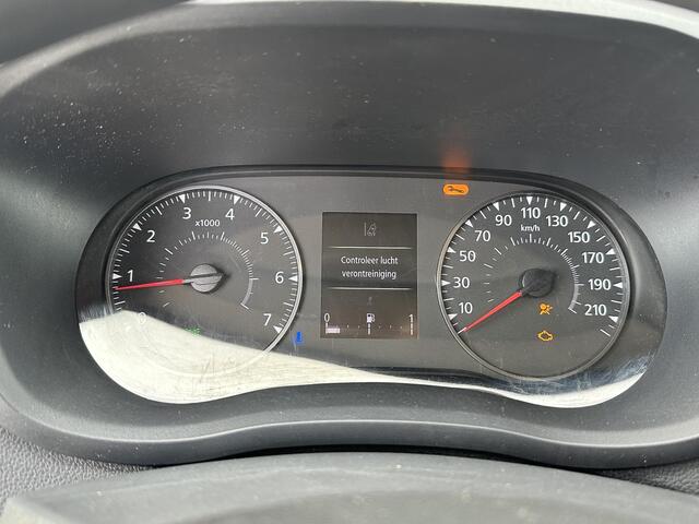 Renault MASTER T35 2.3 dCi 135 L3H2 LEES TEKST!