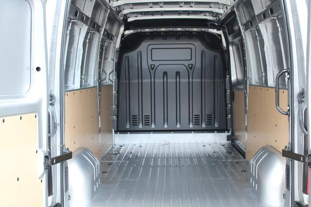 Renault MASTER T35 2.3 dCi 180pk L3H2 - Airco - Navigatie - Camera - Cruise - Parkeersensoren - 105l tank - Rijklaar