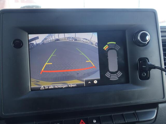 Renault MASTER T35 2.3 dCi 150 PK AUTOMAAT L2H2 + CARPLAY | CAMERA | 2500 KG TREKHAAK | CRUISE | NAVIGATIE