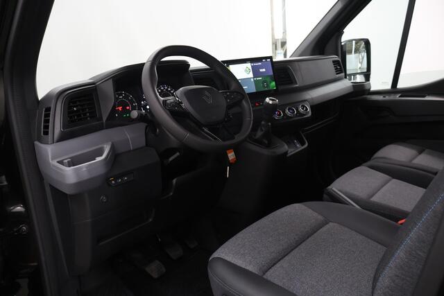 Renault MASTER T35 2.0 dCi | 170 PK | L3 H1 | OPRIJWAGEN | LM VELGEN | NIEUW MODEL | AUTOTRANSPORTER | LIER | TREKHAAK | CARPLAY | ANDROID AUTO | AIRCO | CRUISE | LICHT-/REGENSENSOR | LED | 3-ZITS | OPRIJPLATEN | 1200KG LAADVERMOGEN