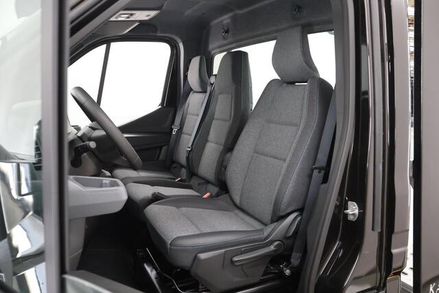 Renault MASTER T35 2.0 dCi | 170 PK | L3 H1 | OPRIJWAGEN | LM VELGEN | NIEUW MODEL | AUTOTRANSPORTER | LIER | TREKHAAK | CARPLAY | ANDROID AUTO | AIRCO | CRUISE | LICHT-/REGENSENSOR | LED | 3-ZITS | OPRIJPLATEN | 1200KG LAADVERMOGEN