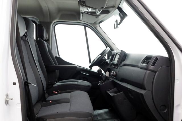 Renault MASTER T35 2.3 dCi 135pk L2 D.C. Open Laadbak Airco/Navi 05-2020