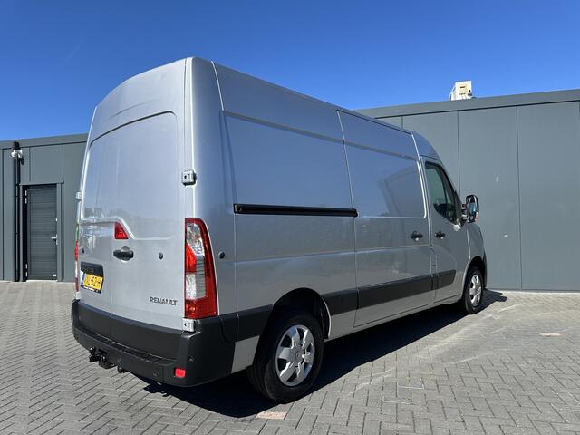 Renault MASTER T35 2.3 dCi 135 PK / L2H2 / 1e EIG. / TREKHAAK / 2x SCHUIFDEUR / CAMERA / AIRCO / CRUISE / BLIND SPOT