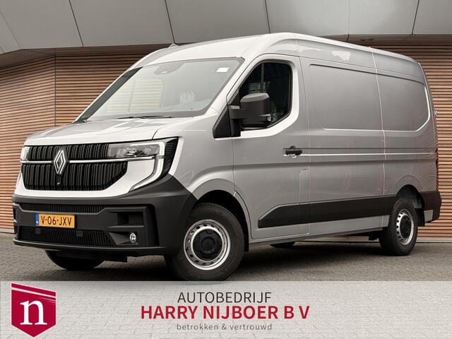 Renault MASTER T35 2.0 dCi 130 L2H2 Advance Trekhaak / Navi / Clima / Camera