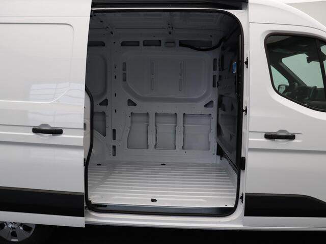 Renault MASTER E-Tech T35 L2H2 Extra long range 87 kWh | Achteruitrijcamera | C-Shape LED dagrijverlichting | Elektronisch geregelde airconditioning