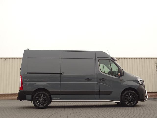 Renault MASTER T35 2.3 dCi 180 L2H2 Vissinga Ed. | Leer | Subwoofer | Camera | LED-Beacon's | All Black