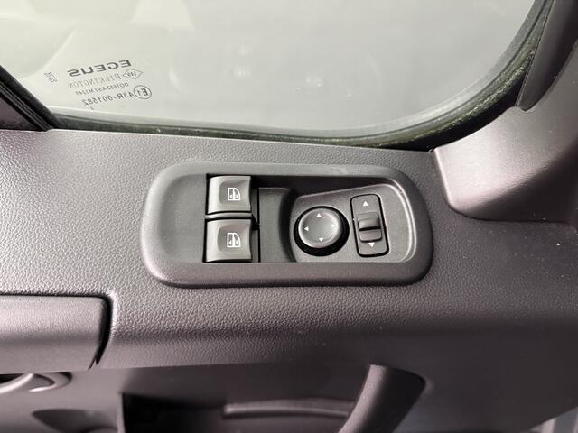 Renault MASTER 2.3DCi L3H2 | Airco | Cruise | Camera | 3-Zits | Trekhaak