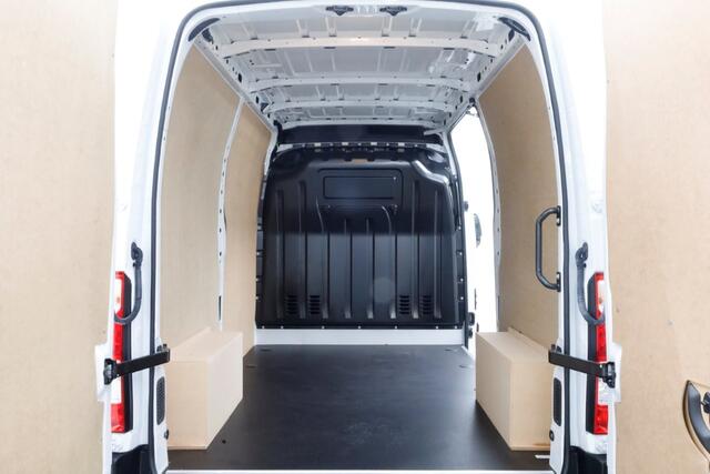 Renault MASTER T35 2.3 dCi 135pk L2H2 Comfort Airco/Navi NIEUW BPM-vrij 03-2023