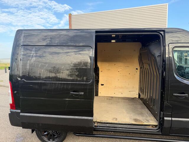 Renault MASTER 2.3DCI L2H2 180PK Airco Navi Trekhaak 82000KM EURO 6