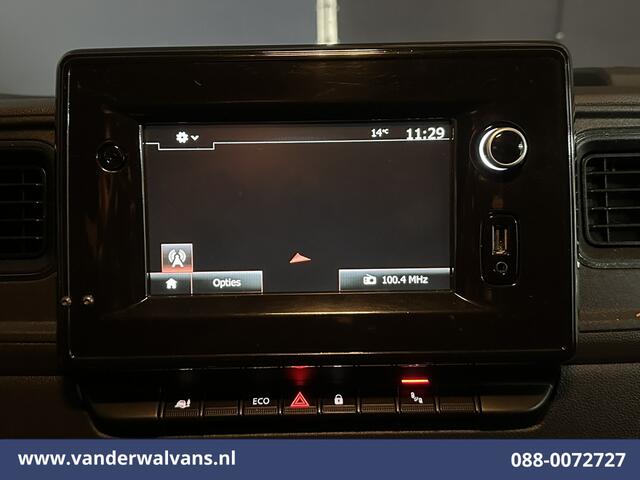 Renault MASTER 2.3 dCi 136pk L3H2 Euro6 Airco | Camera | Navigatie | LED | Cruisecontrol | 2500kg Trekhaak Parkeersensoren