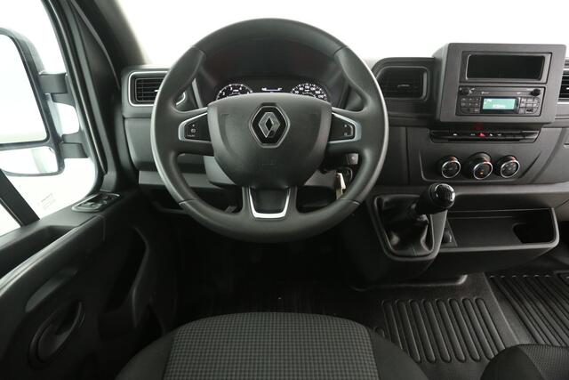 Renault MASTER T35 2.3 dCi L3H2 | MARGE | Airco | Cruise | Slaapcabine | 3 Zits | Trekhaak | Parkeersens