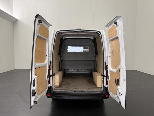Renault MASTER 2.3DCi 150PK L2H2 Dubbele Cabine | 7-Persoons | Multimedia | Airco | Cruise | Betimmering