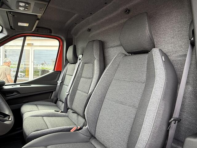 Renault MASTER E-Tech T35 L2H2 Advance long range 87 kWh | DIRECT LEVERBAAR | Achteruitrijcamera | Climate Control | Stoelverwarming | LED | DAB | Cruise Control |