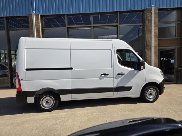 Renault MASTER / Nissan Interstar 2.3 dCi 150Pk / 110Kw L2/H2 Airco Cruise Achteruitrijcamera Trekhaak 2500 Kg