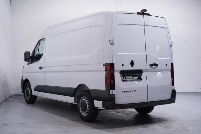 Renault MASTER 2.0 dCi 130 pk L2H2 Ex BTW/BPM, Navi, Camera Apple Carplay, Airco, Laadruimte Pakket, PDC achter, 3-Zits