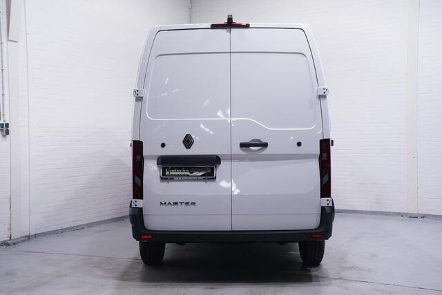 Renault MASTER 2.0 dCi 130 pk L2H2 Ex BTW/BPM, Navi, Camera Apple Carplay, Airco, Laadruimte Pakket, PDC achter, 3-Zits