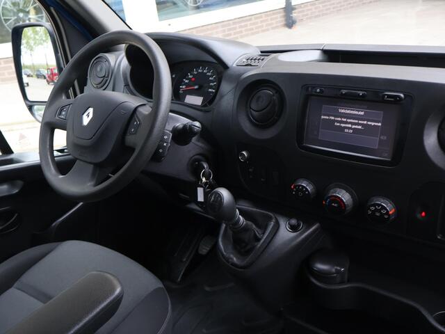 Renault MASTER T35 2.3 DCI 130 PK L2H2 + 2 SCHUIFDEUREN | 220V OMVORMER | WP INRICHTING | TREKHAAK 2500 KG