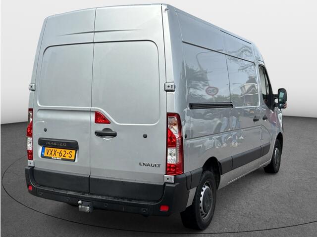 Renault MASTER T35 2.3dCi L2H2 Com.