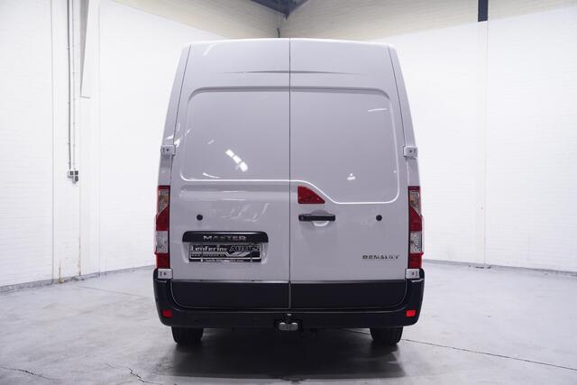 Renault MASTER 2.3 dCi 135 pk L2H2 BPM vrij, Navi, Camera Laadruimte Pakket, Trekhaak 2.500 kg, PDC V+A, 3-Zits