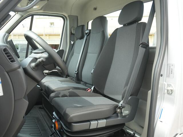 Renault MASTER T35 2.3 dCi 180 L3 Energy - OPRIJWAGEN - Auto Ambulance - Dealeronderhouden - All Seasonbanden - DAB - Trekhaak - Dealeronderhouden