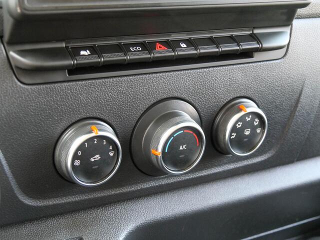 Renault MASTER T35 2.3 dCi 135PK L2H2 Work Edition | AIRCO | CRUISE CONTROL |