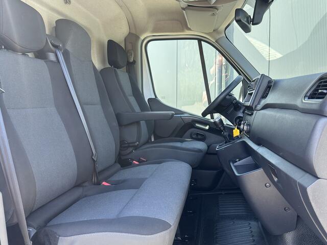 Renault MASTER 2.3 dCi 150 PK / L2H2 / TREKHAAK / CAMERA / AIRCO / CRUISE / 2.500 KG AHG