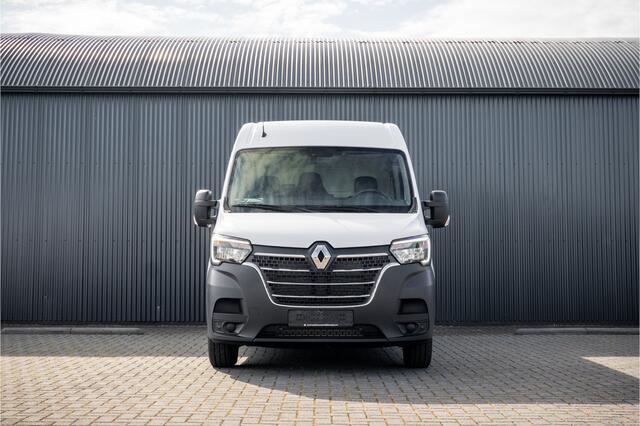 Renault MASTER Bleu DCI 135PK | L2H2 | Nieuw | Navi | 3-Zits | LED | Cruise | Airco